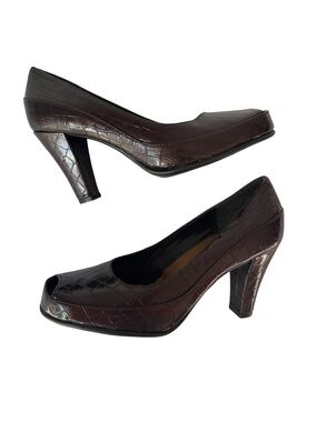 AEROSOLES Dark Brown Croc-Embossed Peep-Toe Heels, Size 9